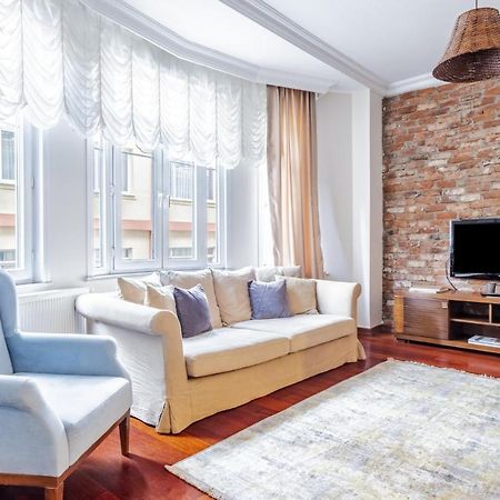 Centrally Located Apartment With Balcony In Sisli Истанбул Екстериор снимка