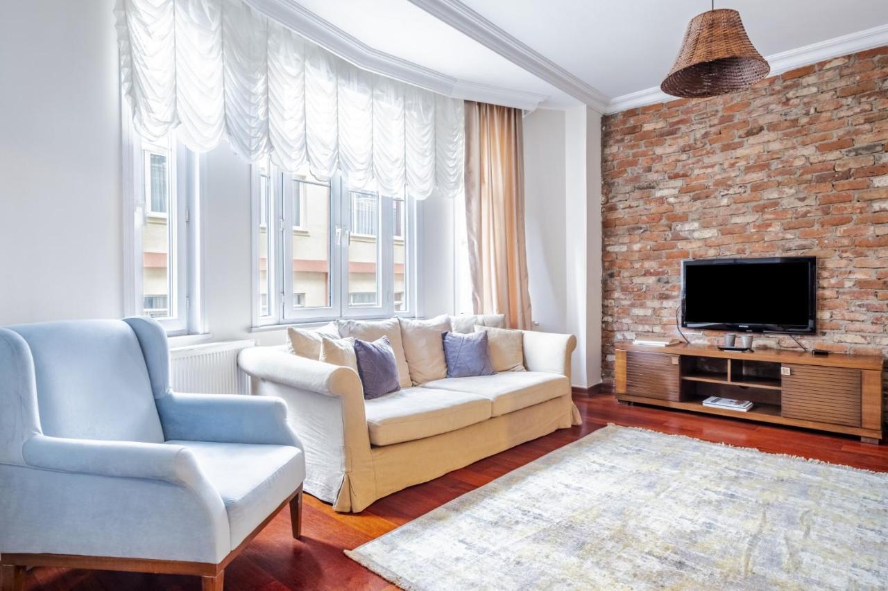 Centrally Located Apartment With Balcony In Sisli Истанбул Екстериор снимка