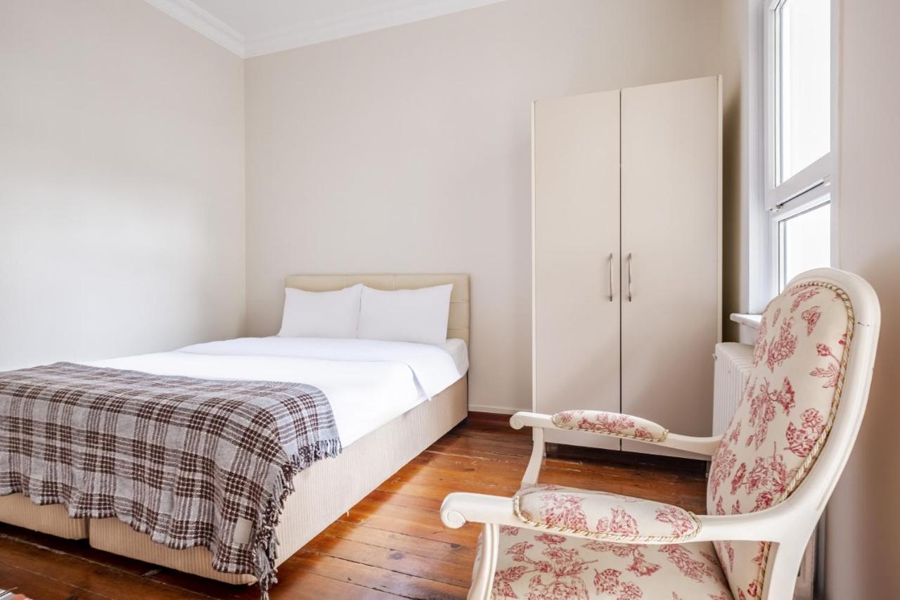 Centrally Located Apartment With Balcony In Sisli Истанбул Екстериор снимка