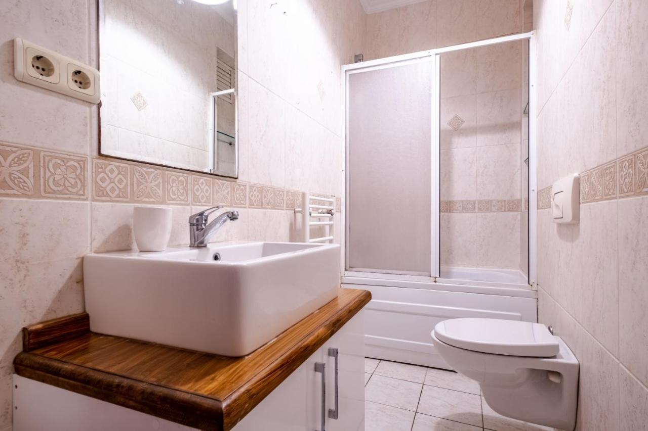 Centrally Located Apartment With Balcony In Sisli Истанбул Екстериор снимка